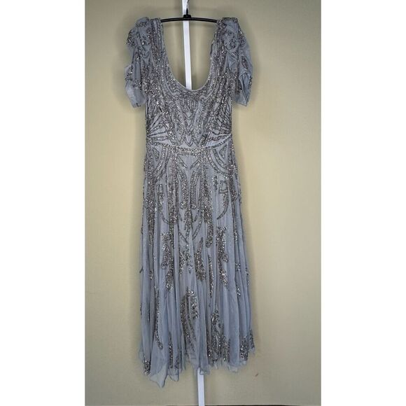 Mac Duggal NWT Short Sleeve Beaded A-Line Tea Length Dress in Silver Size 6 - Picture 4 of 8
